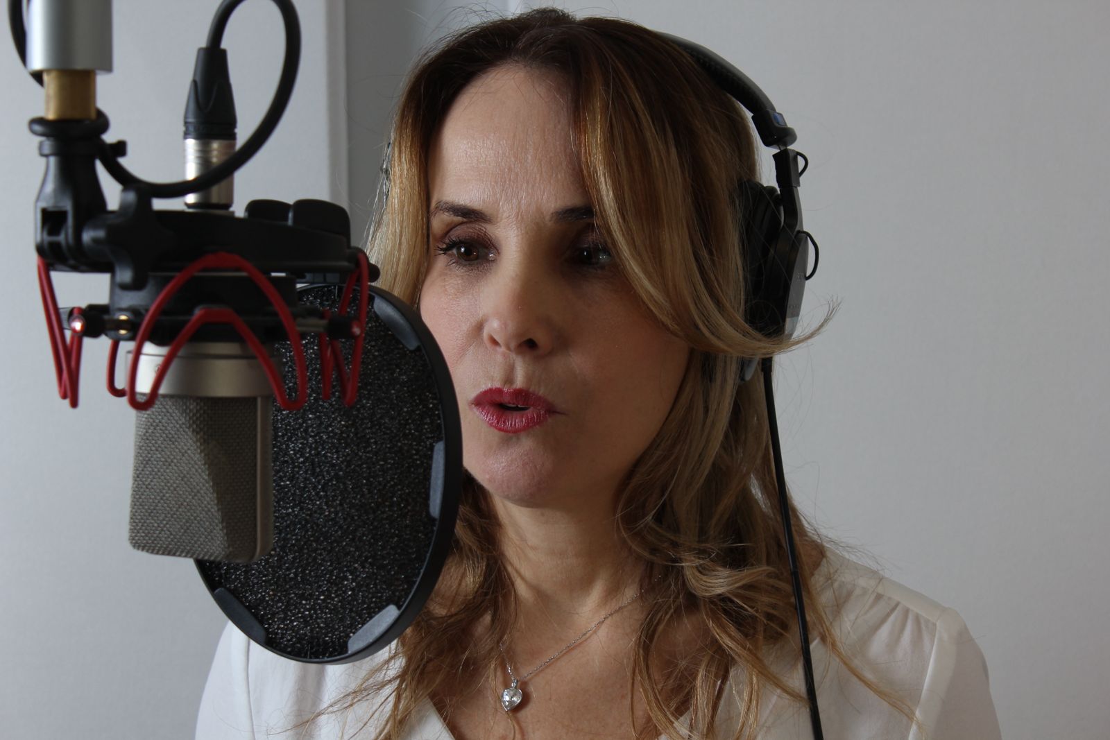Roxanne doing voice-over